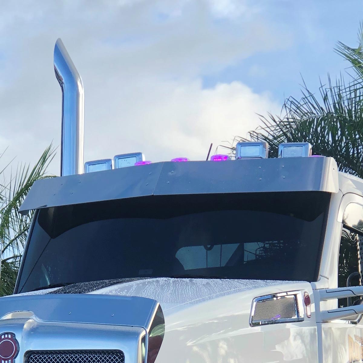 PB. / KW. 11.5″ Low Roof Day Cab Sun Visor – Boltless | Blank
