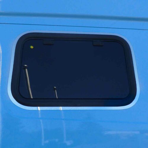 Volvo VNL 860 Sleeper Window Trim Kit (2018+) – Upper & Lower
